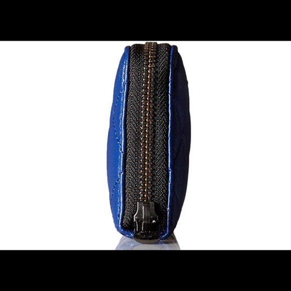 Marc by Marc Jacobs Quilted Ziparound Wallet - Picture 6 of 8